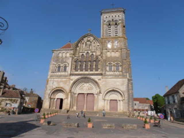 Etappe 30: Arcy-sur-Cure - Vézelay